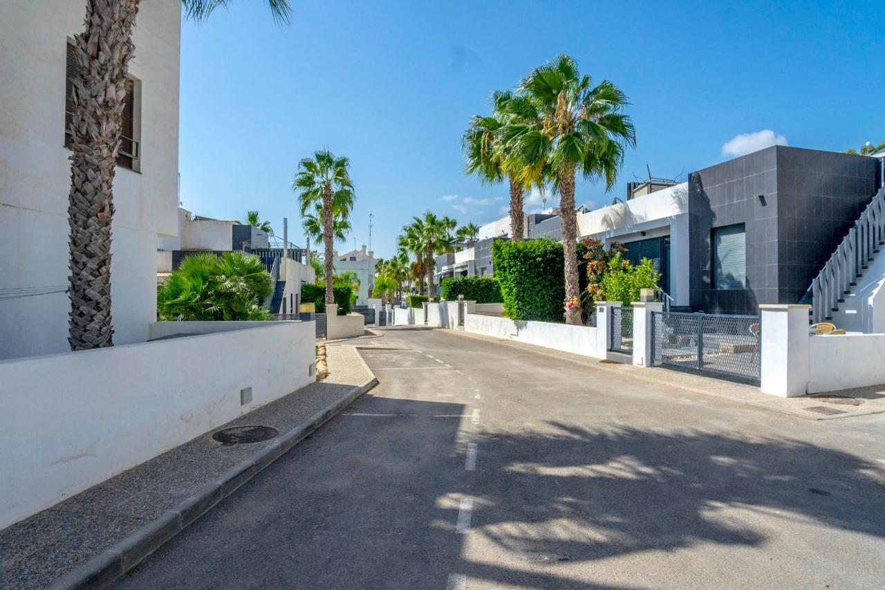 Cb Living - Cosy Loft With Terrace, Villamartin Alicante Exterior photo