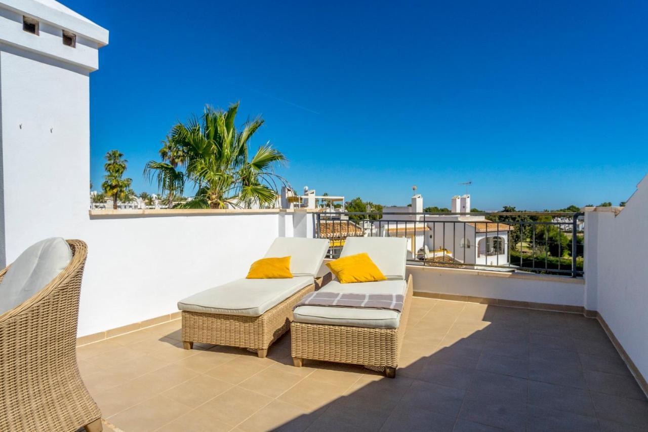Cb Living - Cosy Loft With Terrace, Villamartin Alicante Exterior photo